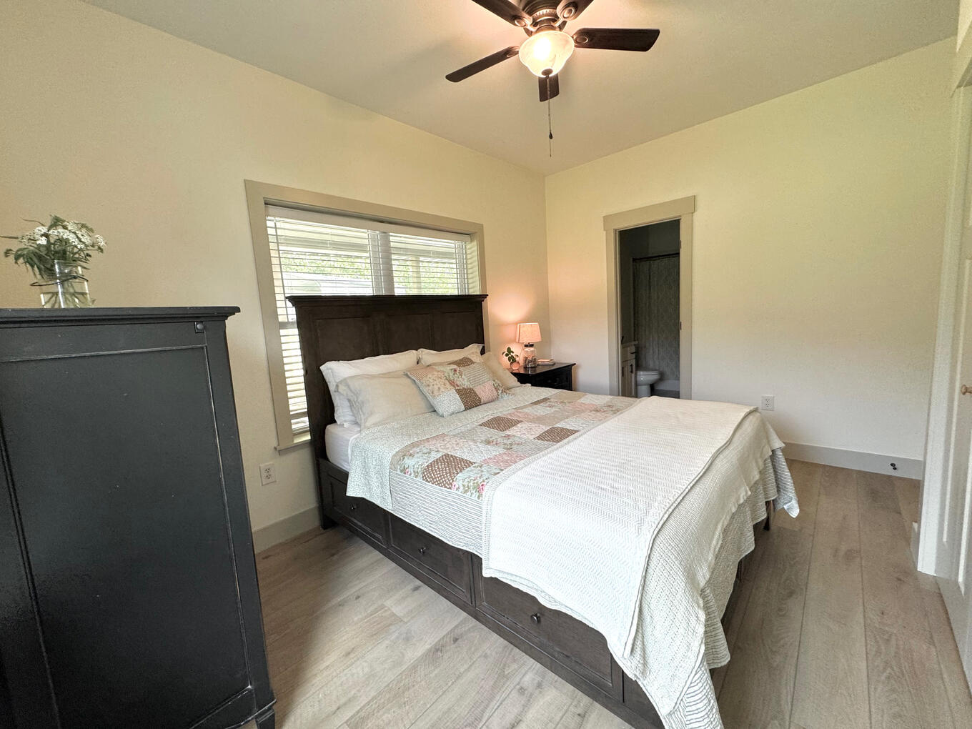 Master Bedroom Master Bedroom